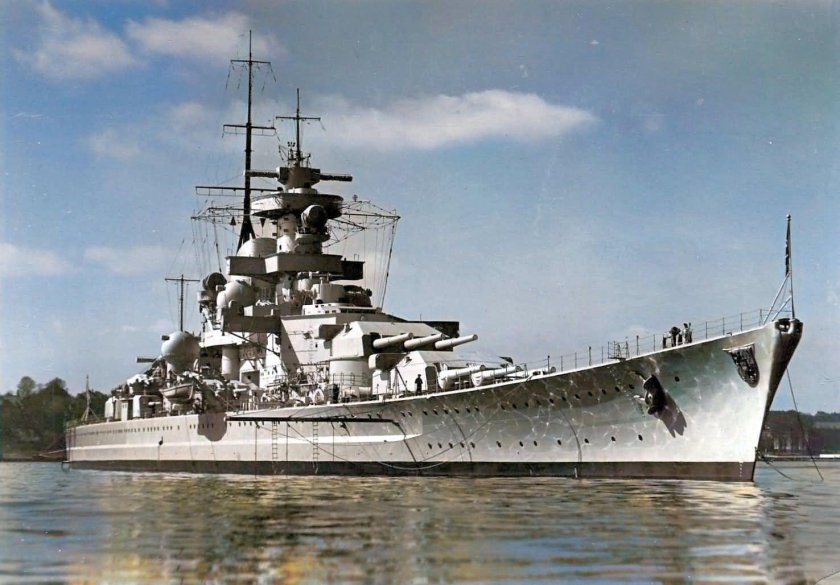 Линкор Кригсмарине бисмарк