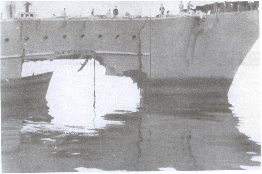 Линкор Гнейзенау на дне