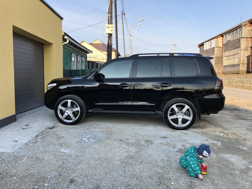 Диски Toyota Land Cruiser 200