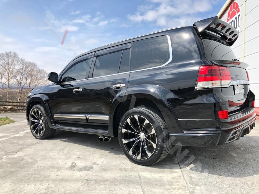 Toyota Land Cruiser 200 r20