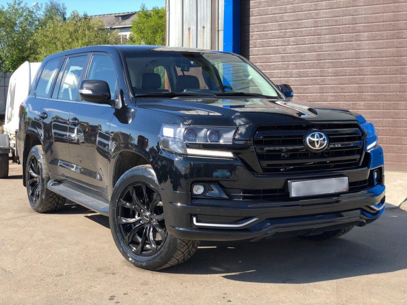 Toyota Land Cruiser 200 Wald Jarret