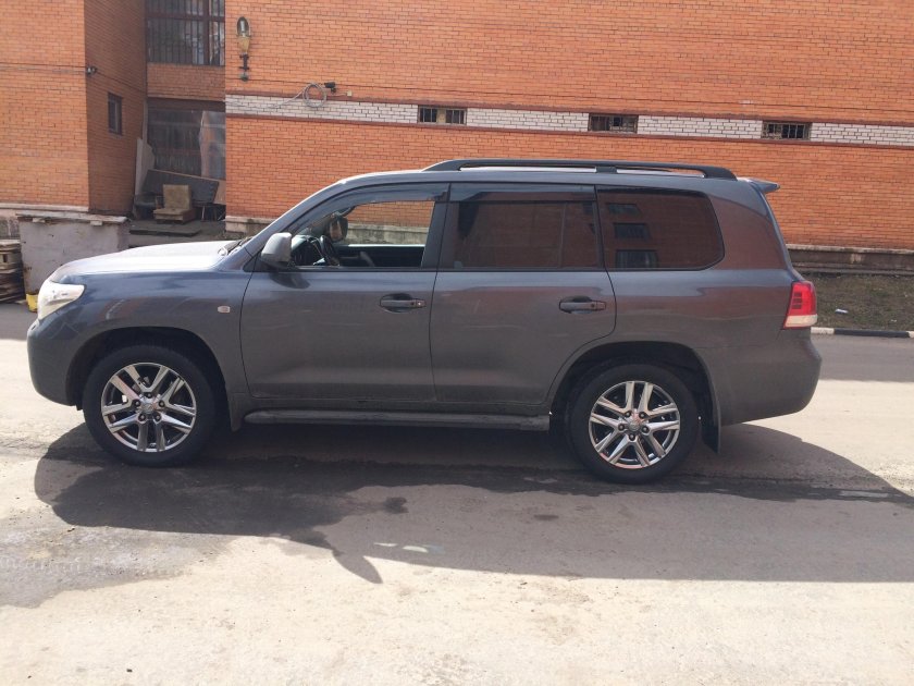 Диски Land Cruiser 200 r20