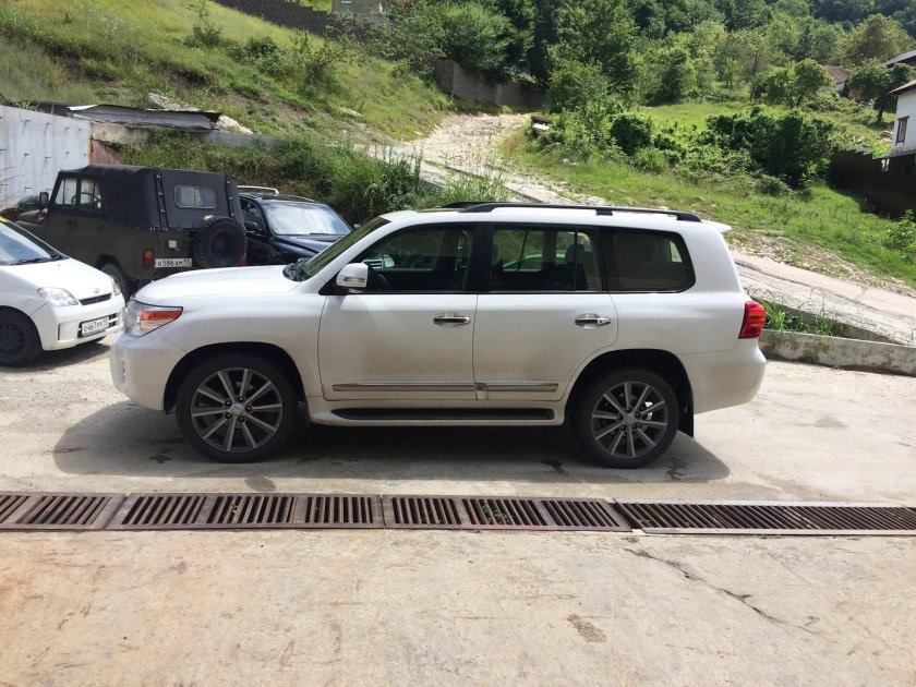 Колеса на Toyota Land Cruiser 200