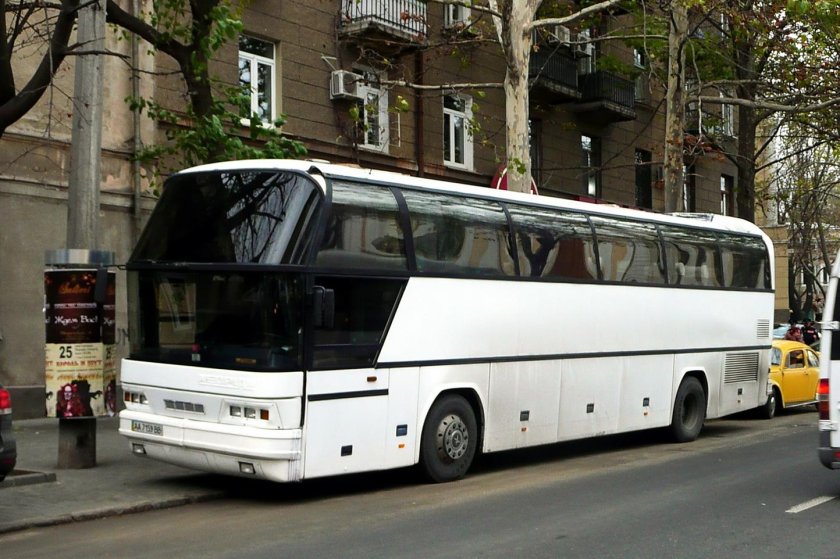Автобус neoplan n 116