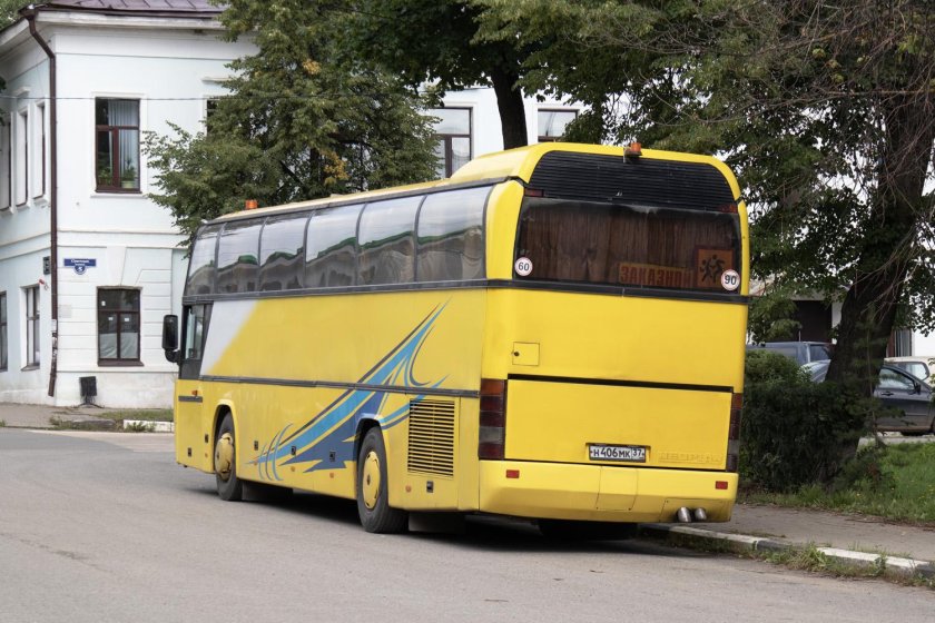 Транспорт:Neoplan