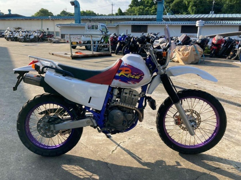 Мотоцикл yamaha