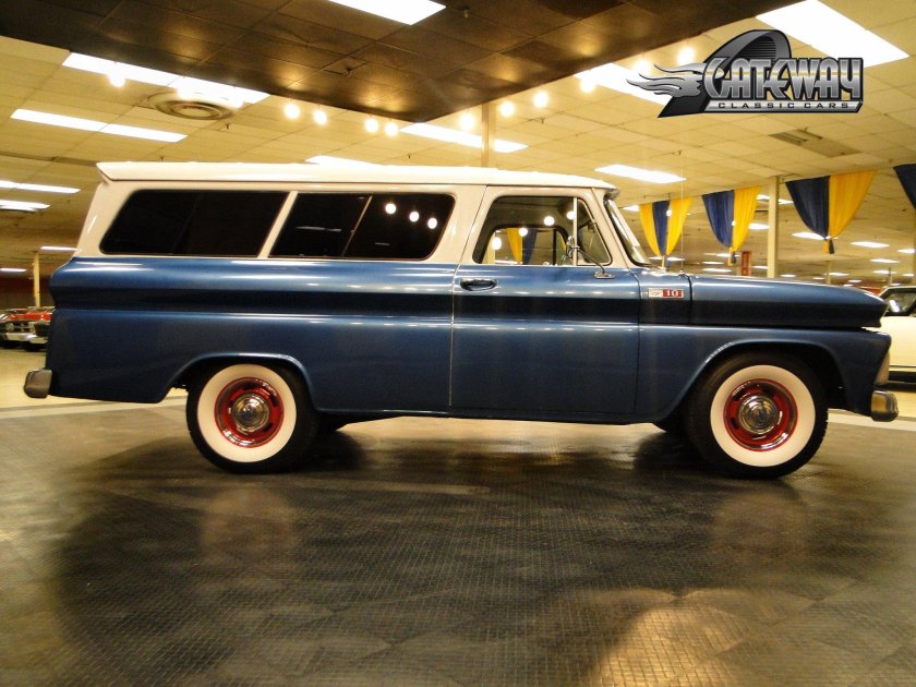 Chevrolet Suburban 1965