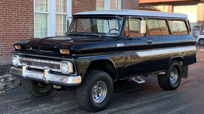 1965 chevrolet suburban
