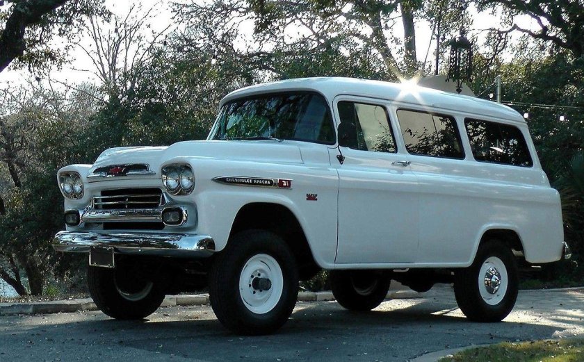Chevrolet Suburban 1958