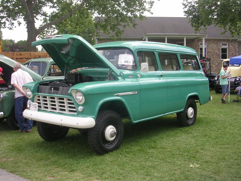 Chevrolet Suburban 1955