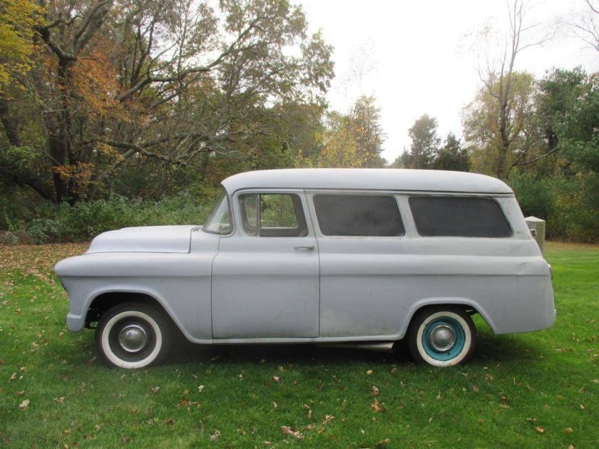 Chevrolet Suburban 1957