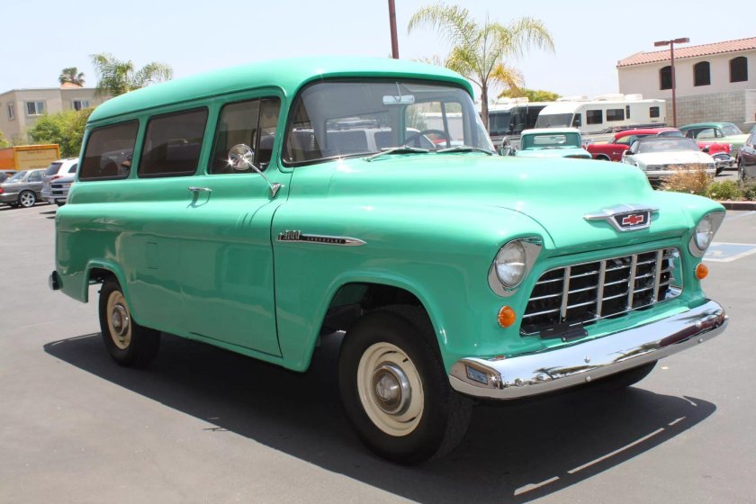 Chevrolet Suburban 1955