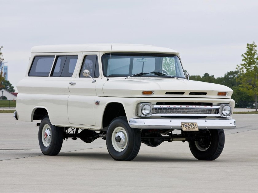 Chevrolet Suburban 1965