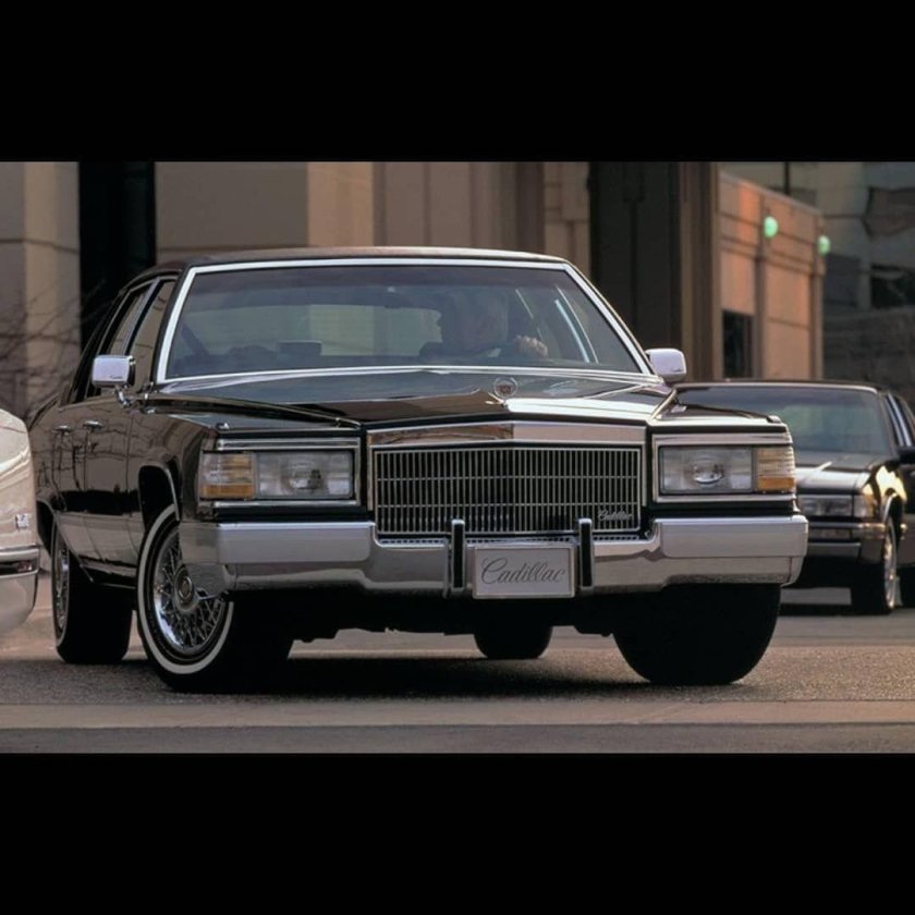 Cadillac Brougham 1990