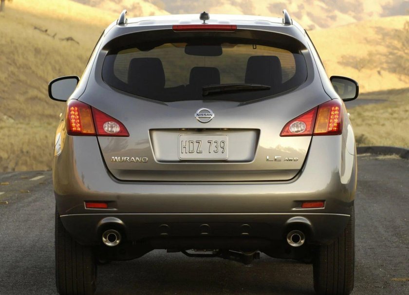 Ниссан Мурано 2008 сзади