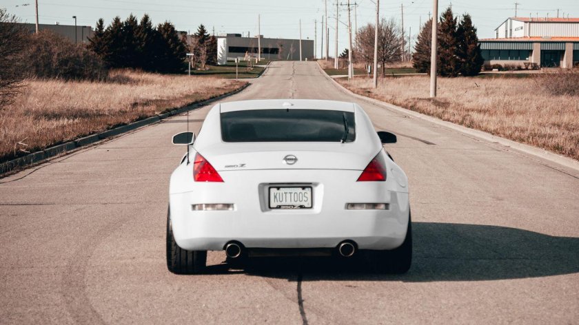 Nissan 350z Rear
