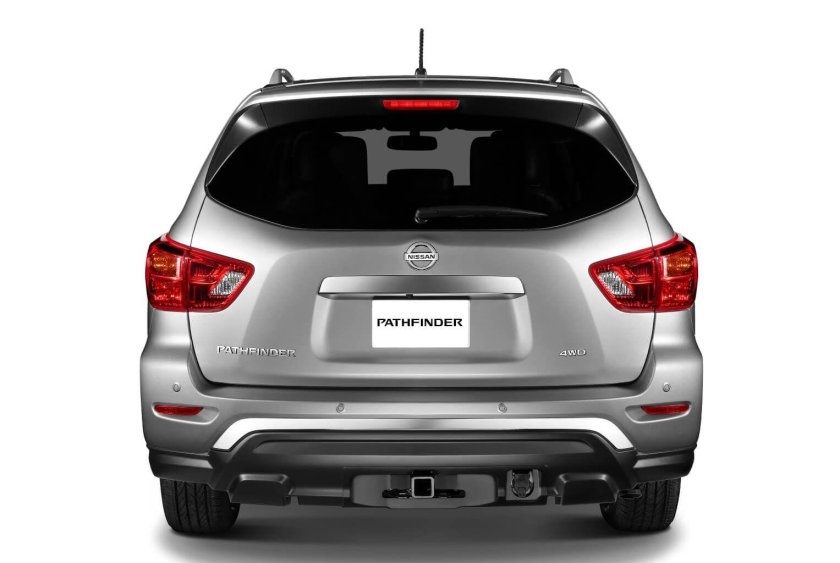 Nissan Pathfinder 2017 сзади