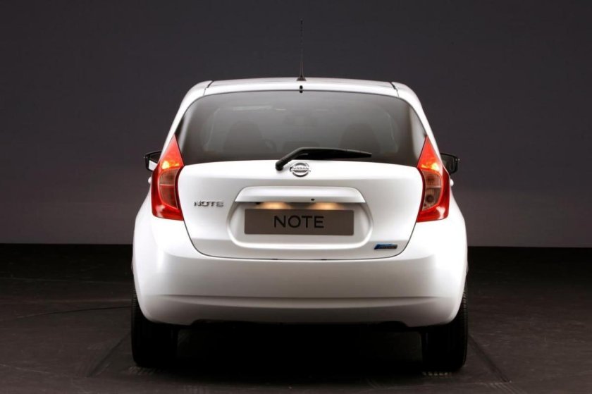 Nissan Note 2 поколение