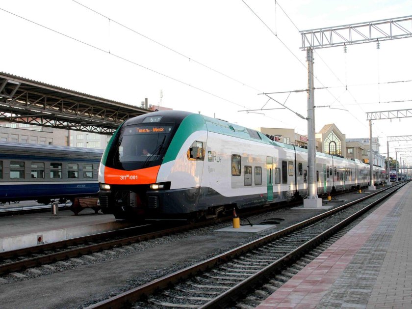 Электропоезда Штадлер