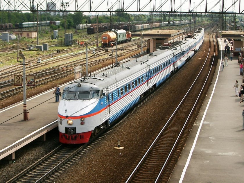 Эр200 и Сапсан