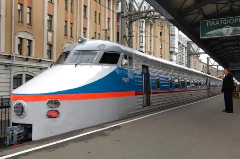 Скоростной электропоезд эр200