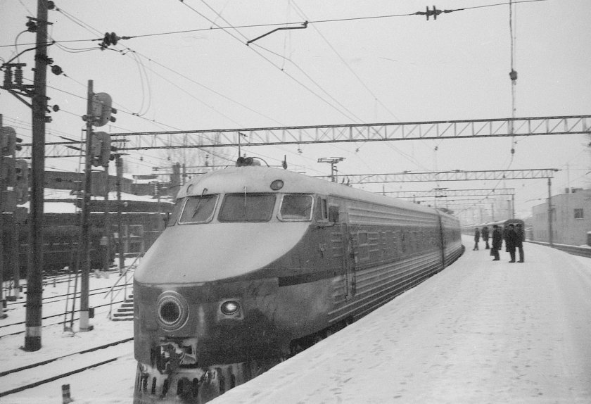 Скоростной электропоезд эр200