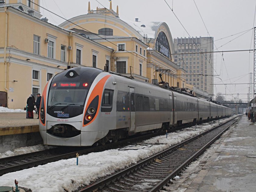 Hrcs2 электропоезд