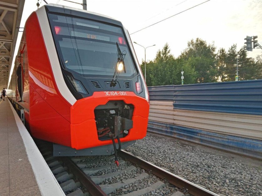 Электропоезд Ласточка эс1