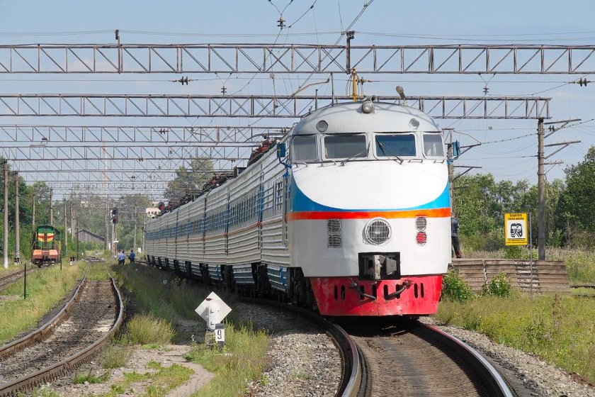 Скоростной электропоезд эр200