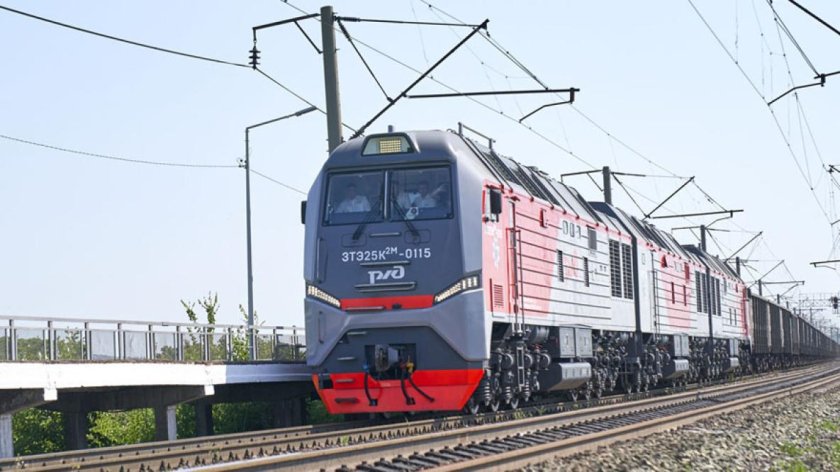 Новый тепловоз 3тэ25к2м