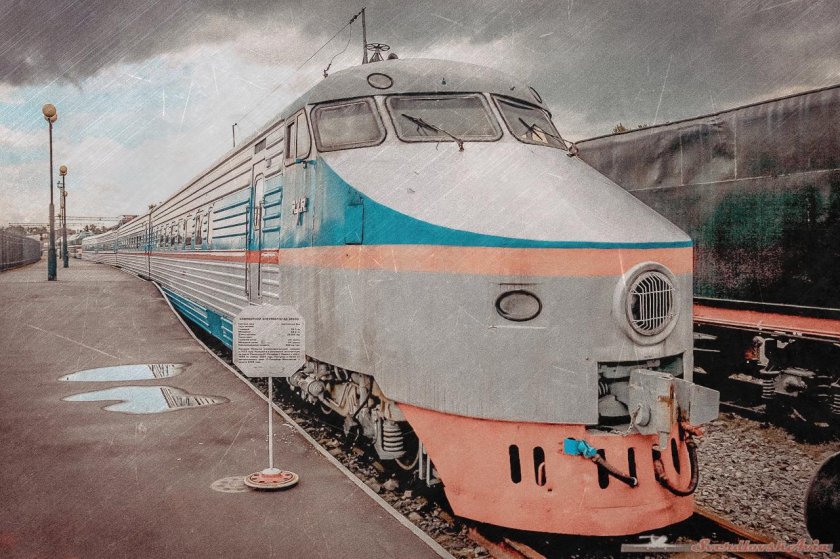 Электропоезд СССР. Эр200.
