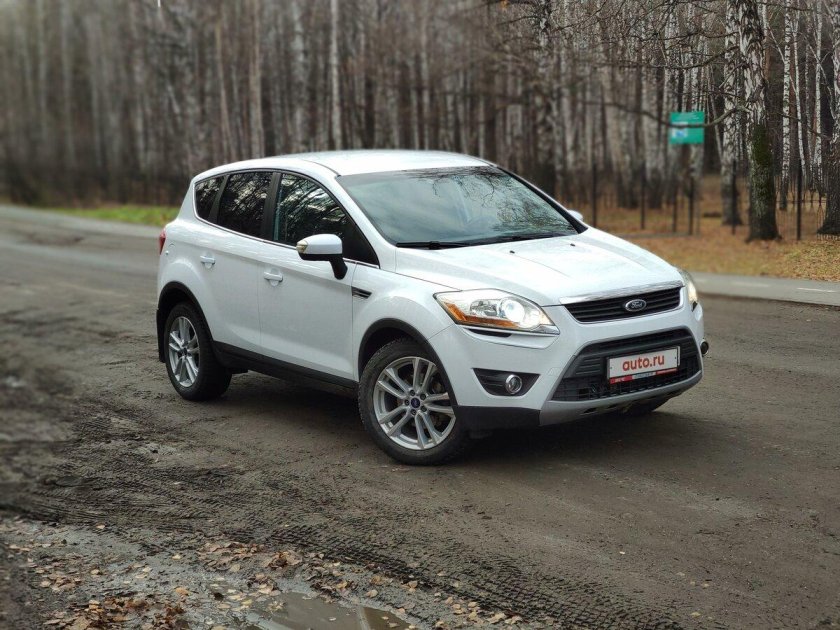 Форд Куга 2012 года