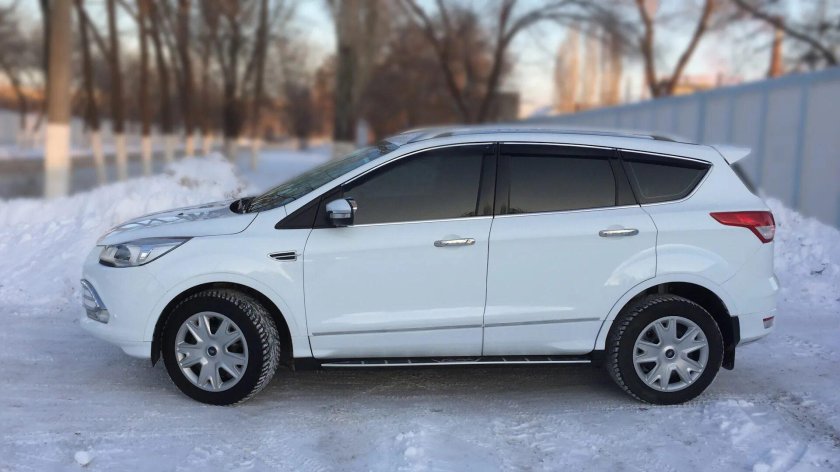 Форд Куга белый
