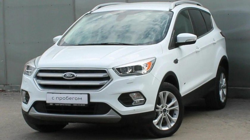 Форд Куга белый
