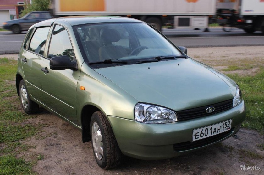Лада Калина 2007 год хэтчбек цвет Боровница