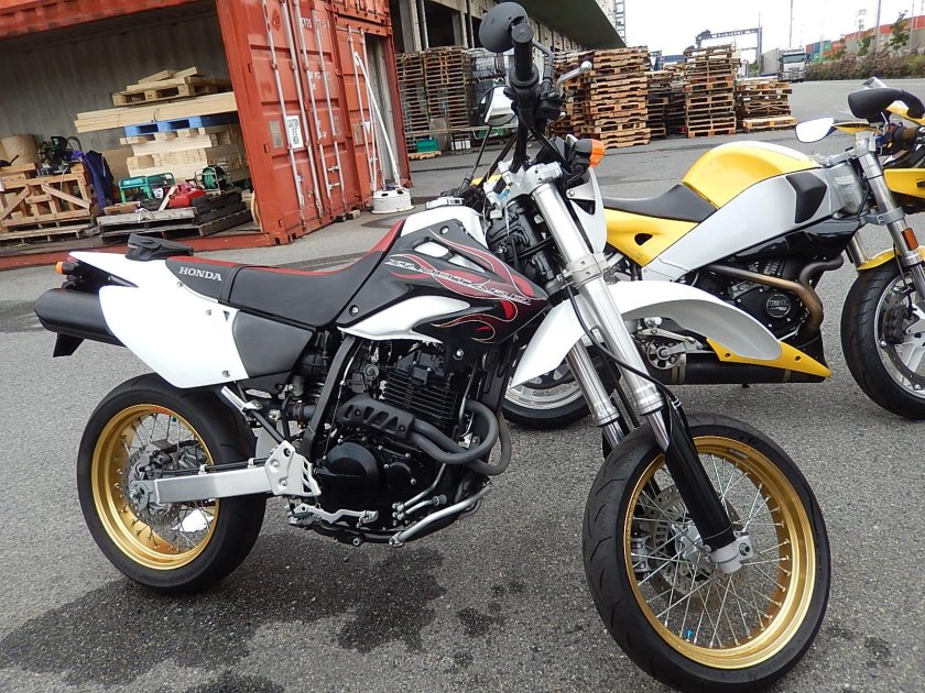 Honda XR 400 motard