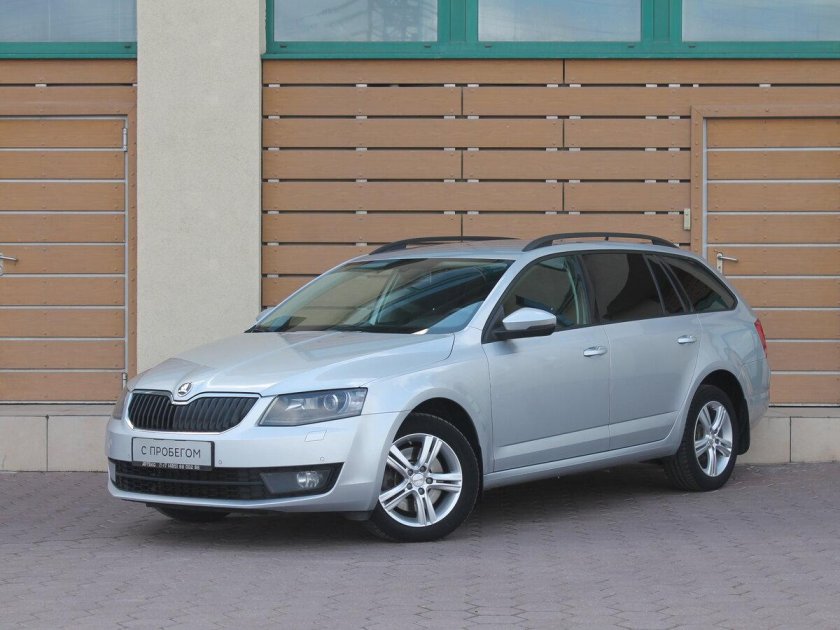 Шкода Октавия универсал