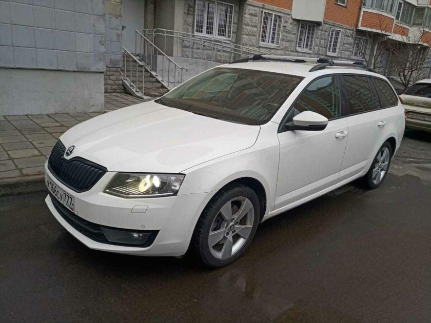 Шкода Октавия универсал 2015