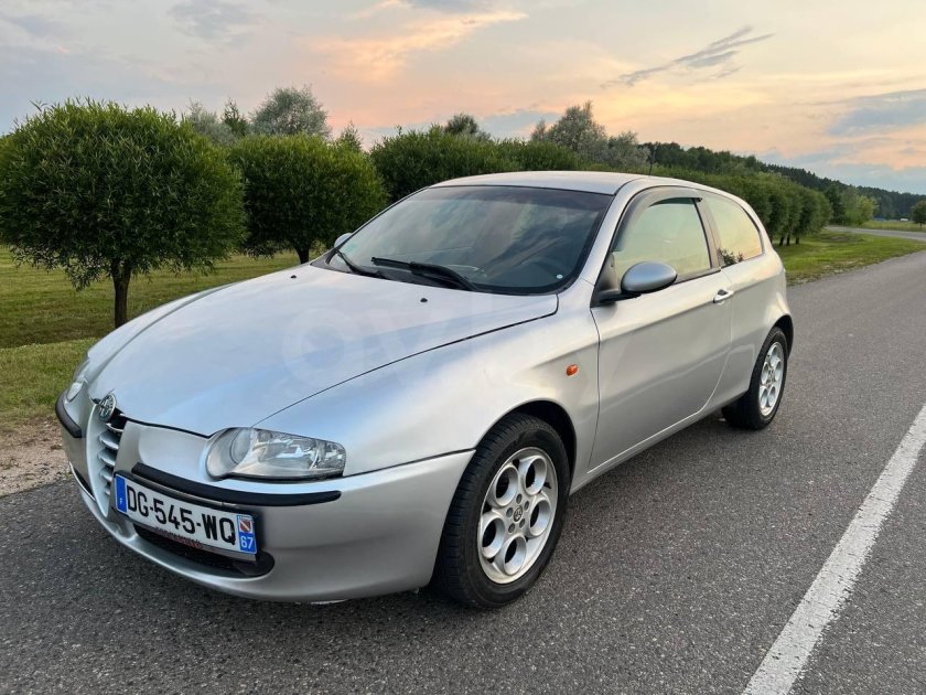 Альфа Ромео 147 2001