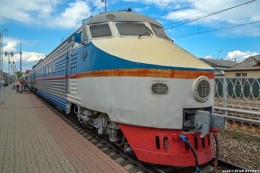 Эр200 электропоезд