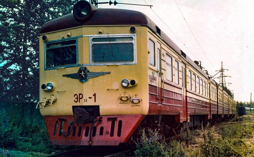 Эр11 электропоезд