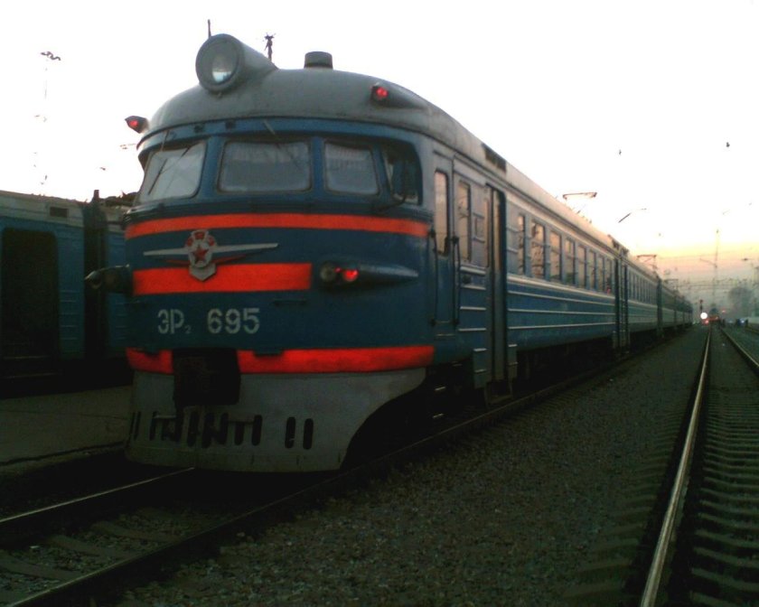 Эр2 бело синий окрас уз