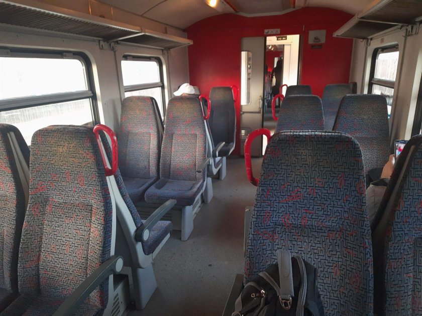 Эр31 Сербия салон