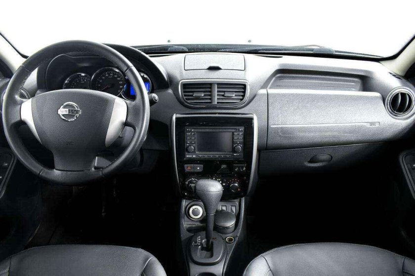 Ниссан Террано 2016г