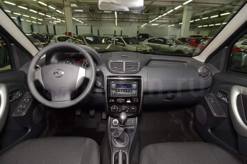 Ниссан Террано 2014 Элеганс плюс комплектация