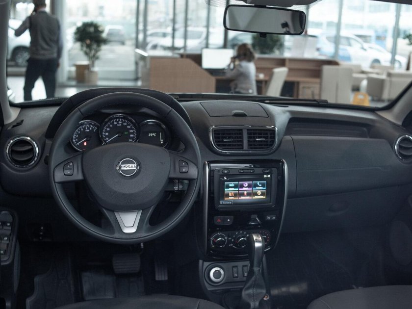 Nissan Terrano 2020 салон