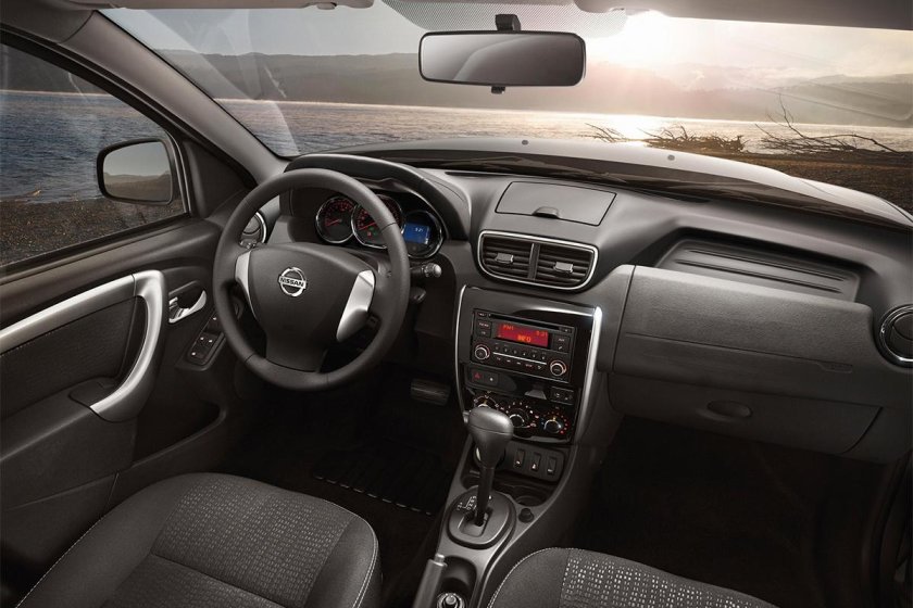 Nissan Terrano 2017 салон