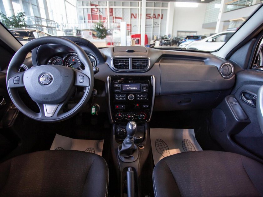 Ниссан Террано 2022