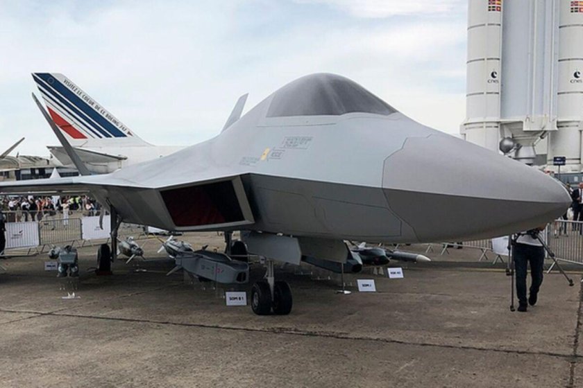 Истребитель пятого поколения Турция