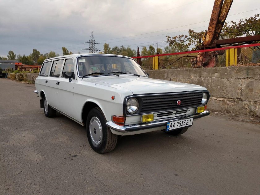 ГАЗ 2410 универсал